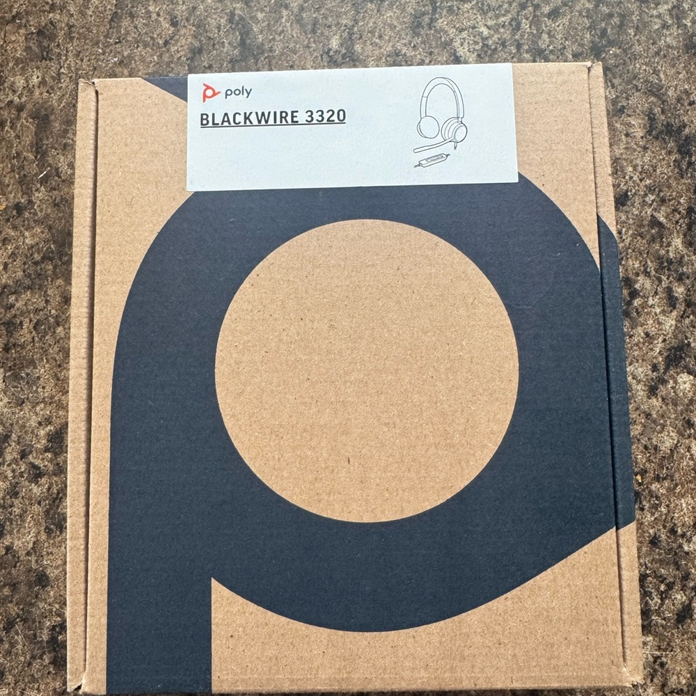 Poly Blackwire 3320 Headset